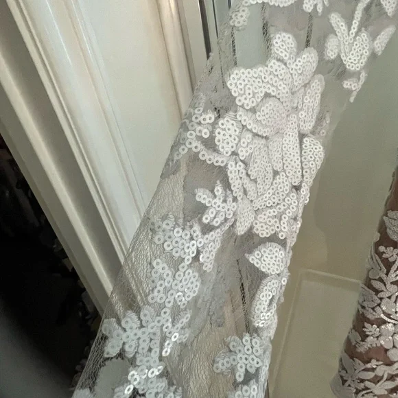 Dress the population lace/sequin dress! Size M - Picture 3 of 12